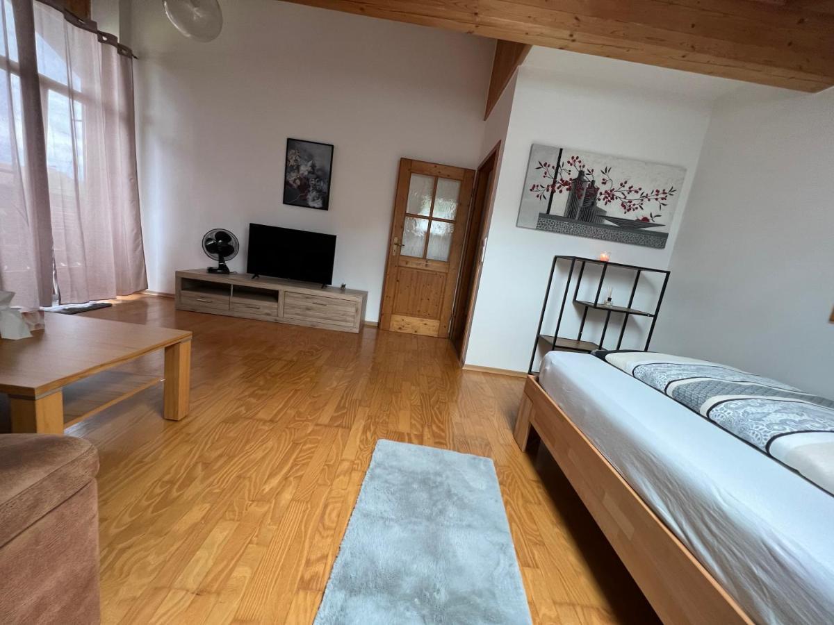 D&R Appartement Bei Rosenheim Exterior photo